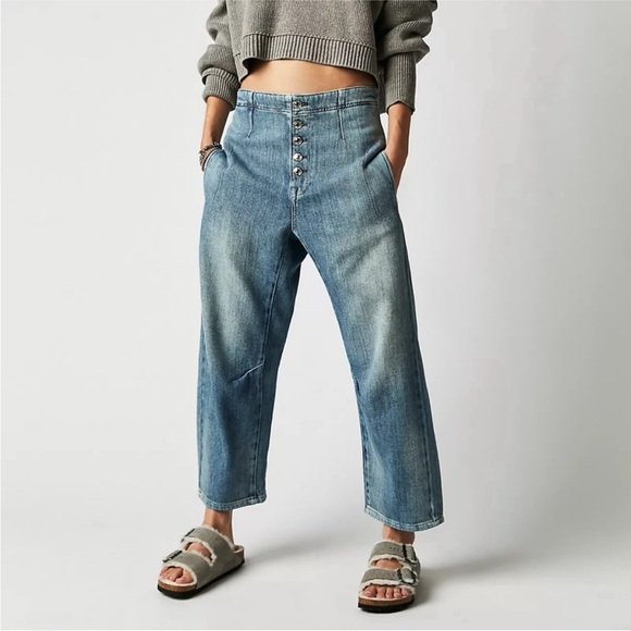 Free People Denim - Free people osaka mid rise barrel jeans size 25